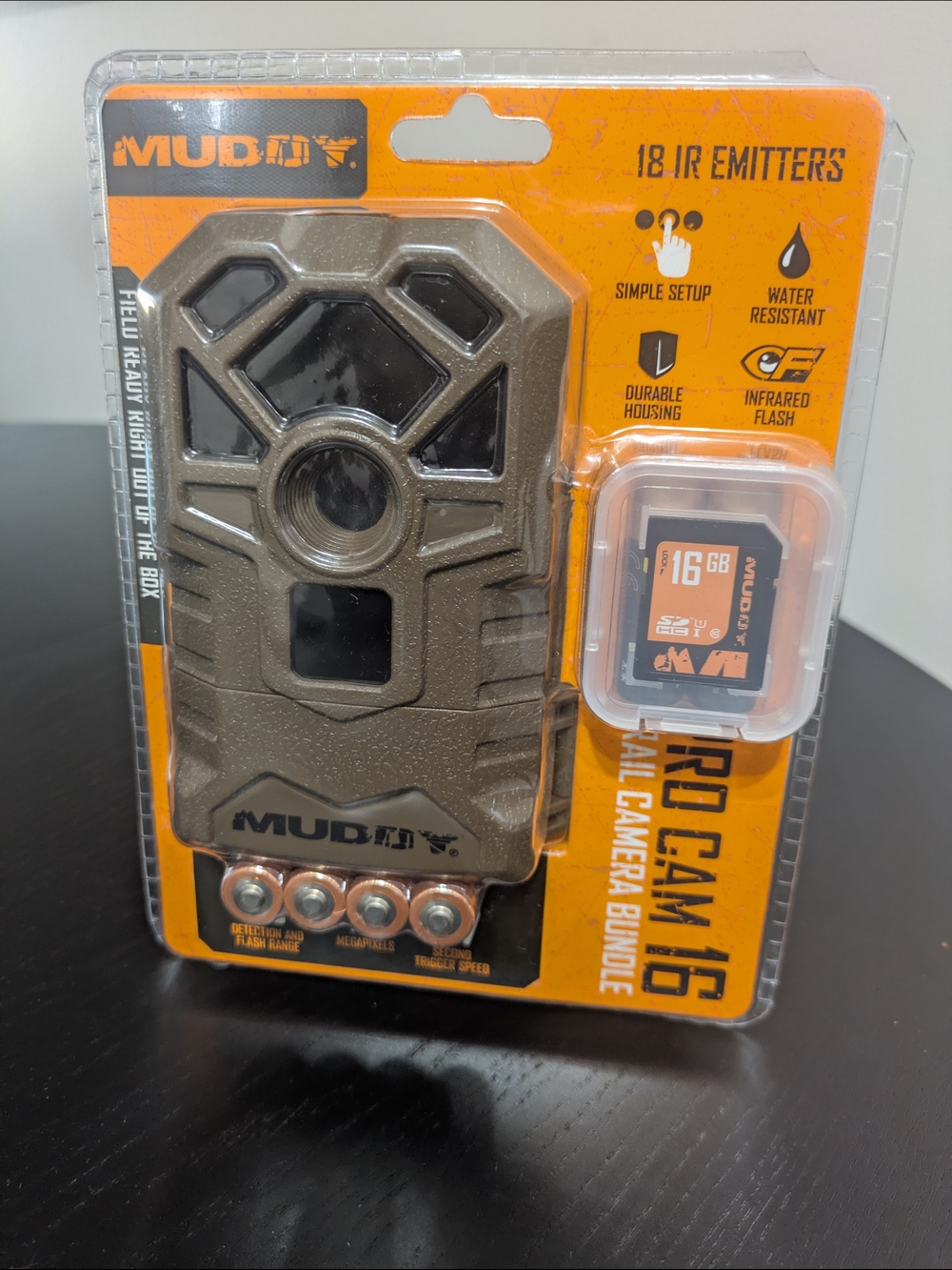 Muddy - Pro Cam 16 Trail Camera Bundle in Green/Brown - 16gb Card Included - New